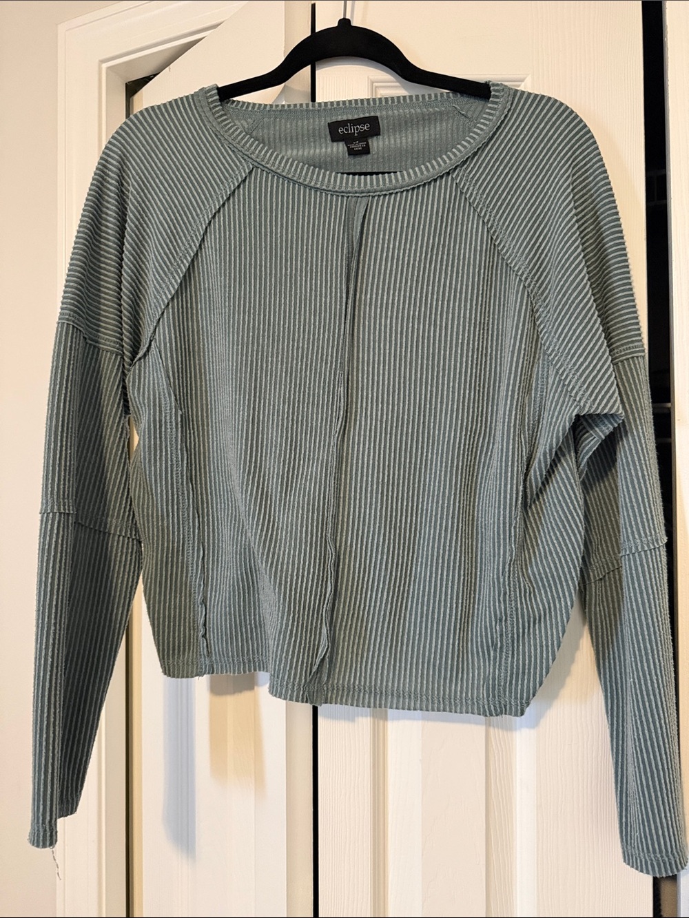 Eclipse Ribbed Scoop-Neck Pullover in Sage